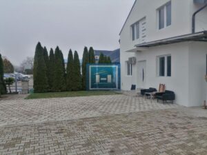 IZDAJE SE POSLOVNO–SKLADIŠNI OBJEKAT –