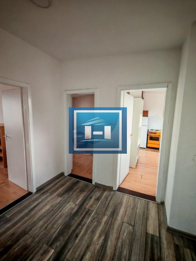 Prodaja dvoiposobnog stana