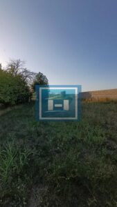 Velika parcela na Ribarskom putu