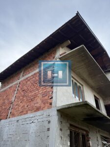 Novoozidani objekat kuća tri 3 etaže u Đurđevom brdu