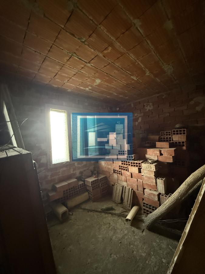 Novoozidani objekat kuća tri 3 etaže u Đurđevom brdu