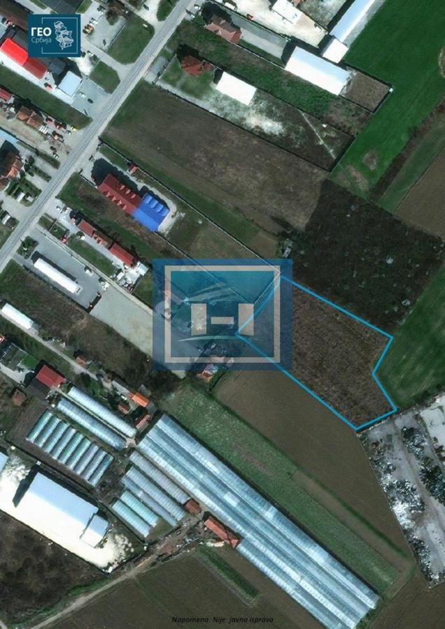 Prodaje se parcela u blizini Jagodine, površine 61 ar