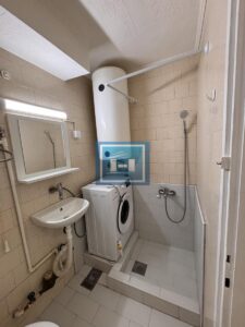 Dvosoban stan 2. sprat, Kajsijar, postoji mogućnost kupovine na kredit