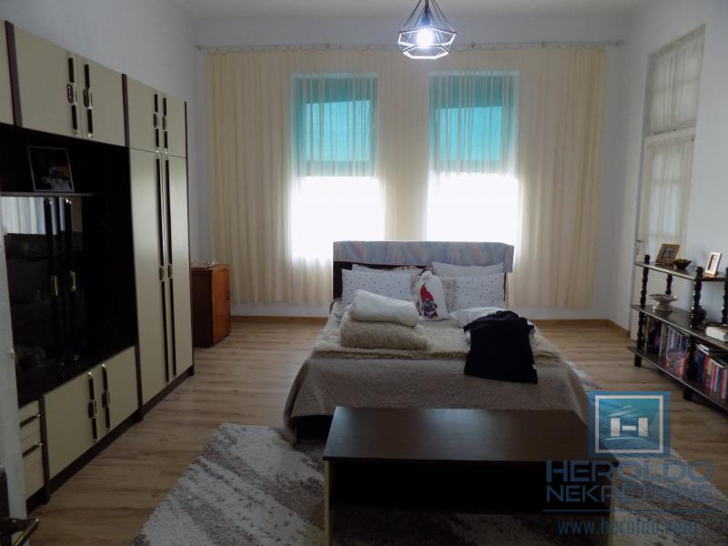 Veliki stan sa velikim potencijalom!