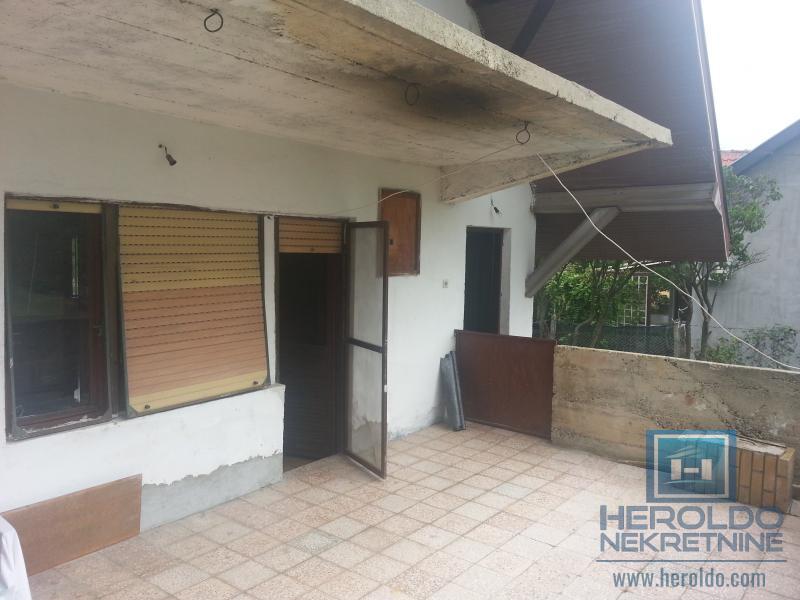 Seoska kuća – Bukovče