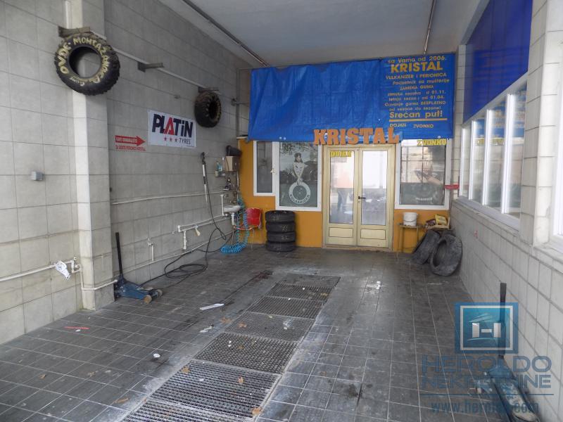 Na prodaju poslovno-stambeni objekat na odličnoj lokaciji