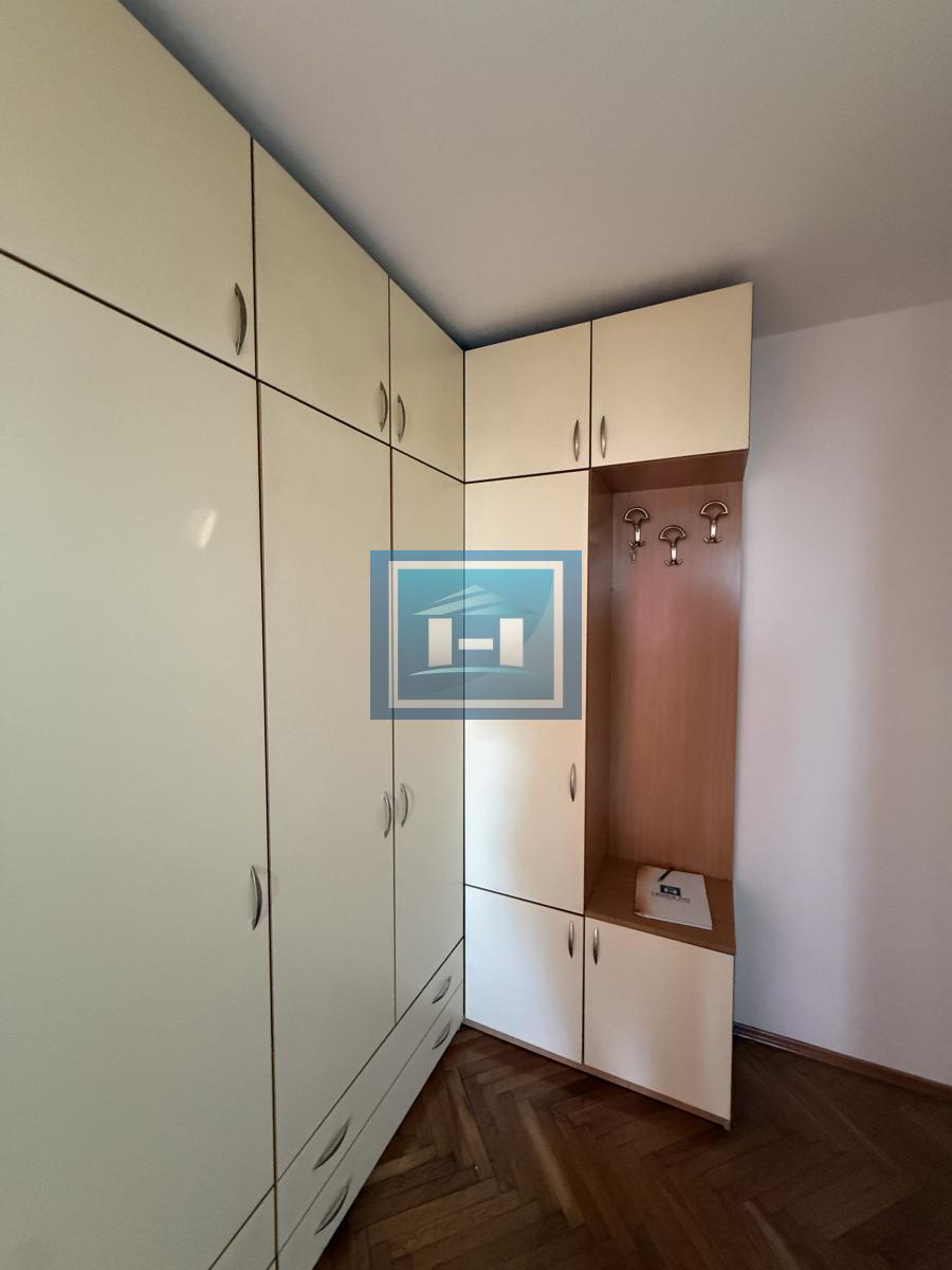 IDEALNO ZA STUDENTE – dvosoban stan 52 m² blizu fakulteta, namešten