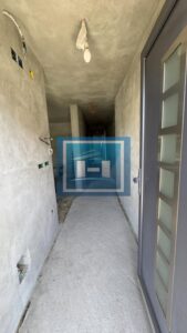 Na prodaju kuća – mirna lokacija na samo 1,5 km od centra grada