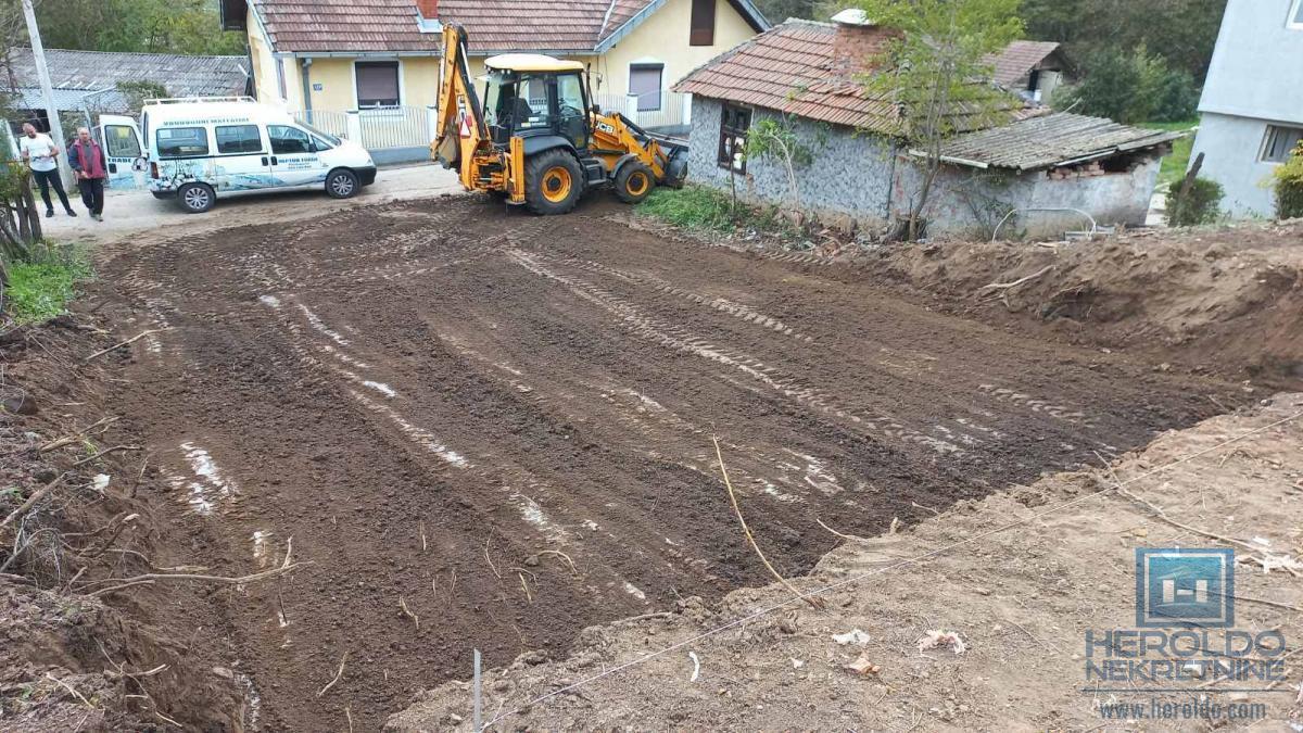 Građevinsko zemljište u Voljavču za izgradnju kuće