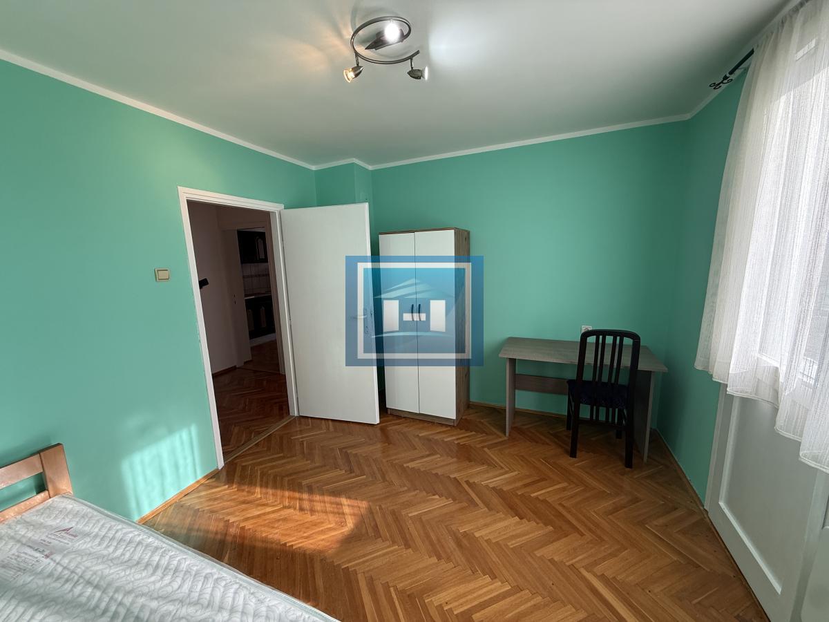 IDEALNO ZA STUDENTE – dvosoban stan 52 m² blizu fakulteta, namešten