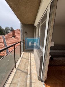 Dvosoban stan 2. sprat, Kajsijar, postoji mogućnost kupovine na kredit