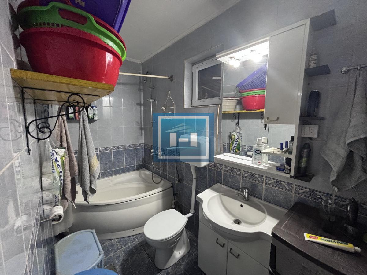 Stan 72 m², 2.5 soban, prizemlje, 2 kupatila, Jagodina, Levač