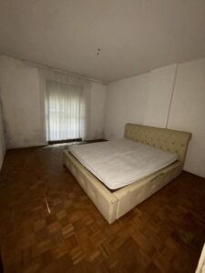 Stan u mirnom delu grada-izuzetno povoljan