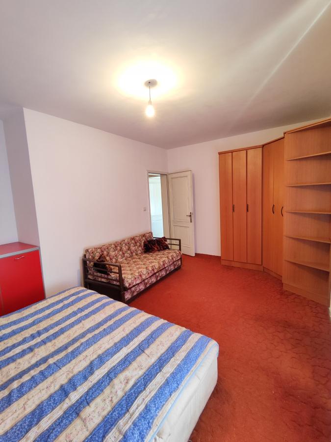 Kuća od 450m2 na atraktivnoj lokaciji u gradu