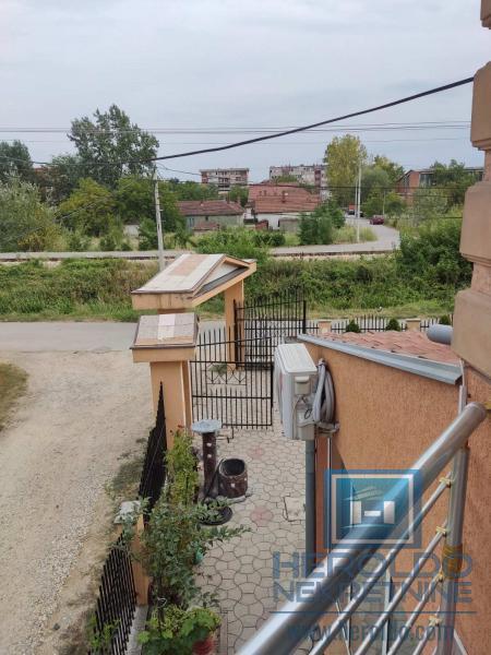 Deluxe kuca na prodaju, Batocina