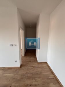 Na prodaju stan u srcu grada – sve bukvalno pred vašim vratima!