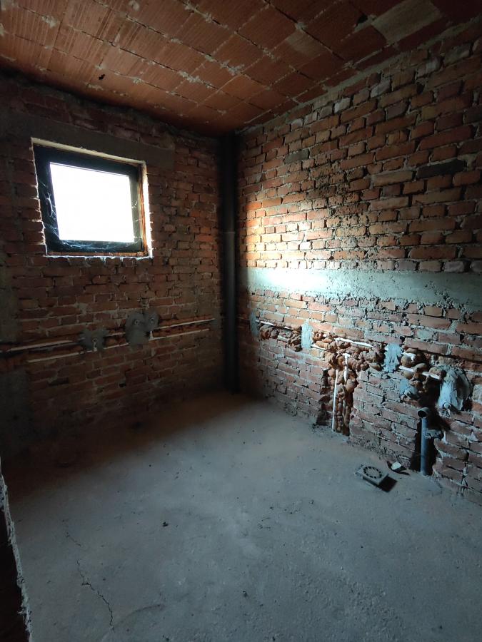 Kuća od 450m2 na atraktivnoj lokaciji u gradu