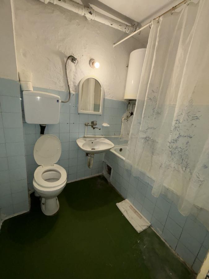 Stan u mirnom delu grada-izuzetno povoljan