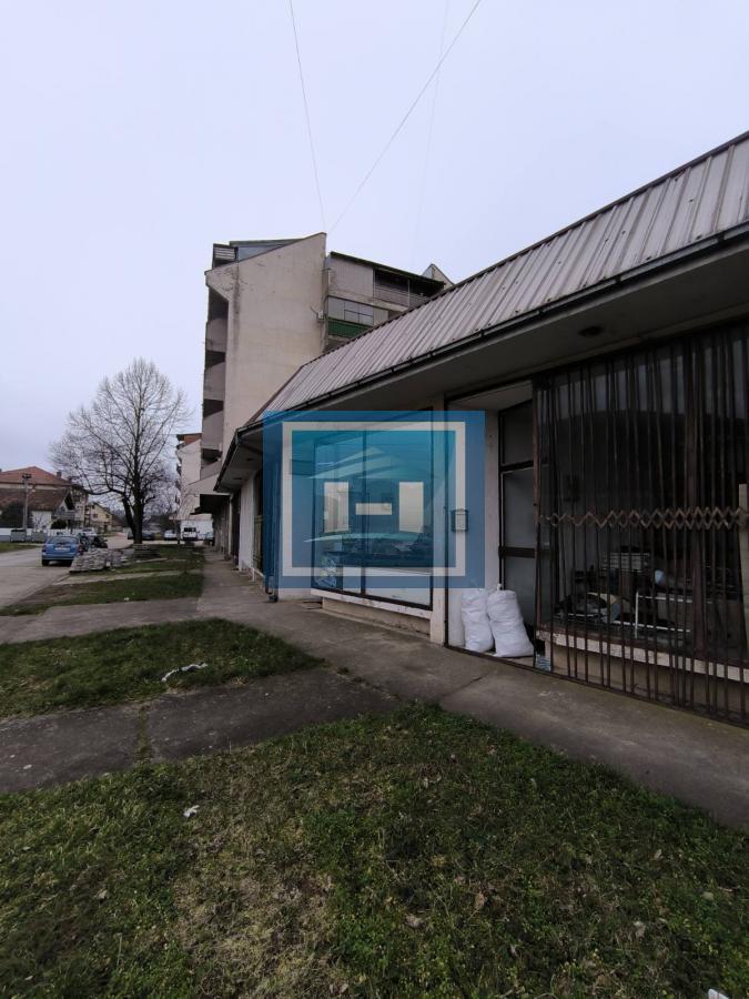 Lokal u mirnom delu grada