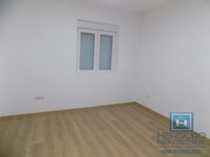 Na prodaju poslovno-stambeni objekat na odličnoj lokaciji