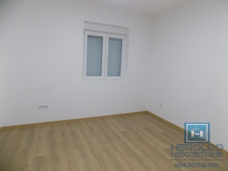 Na prodaju poslovno-stambeni objekat na odličnoj lokaciji