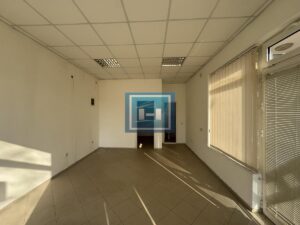 sređen lokal u glavnoj ulici