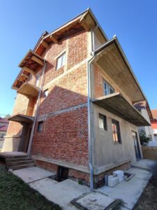 Kuća od 450m2 na atraktivnoj lokaciji u gradu