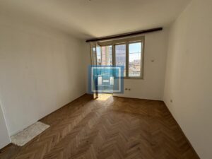 Komforan salonac u centru grada