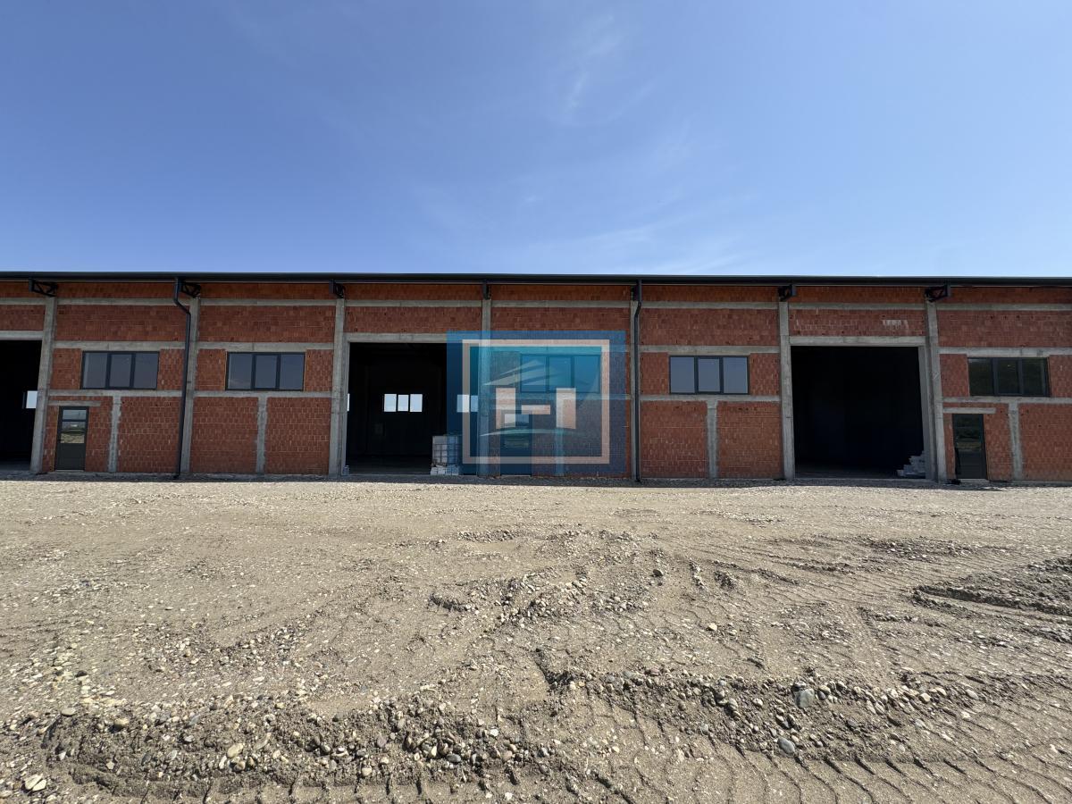 NOVA HALA POVRŠINE 1100m2