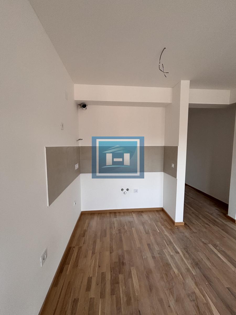 Jednosoban stan u centru Jagodine, 30,64 m², 6/9 sprat
