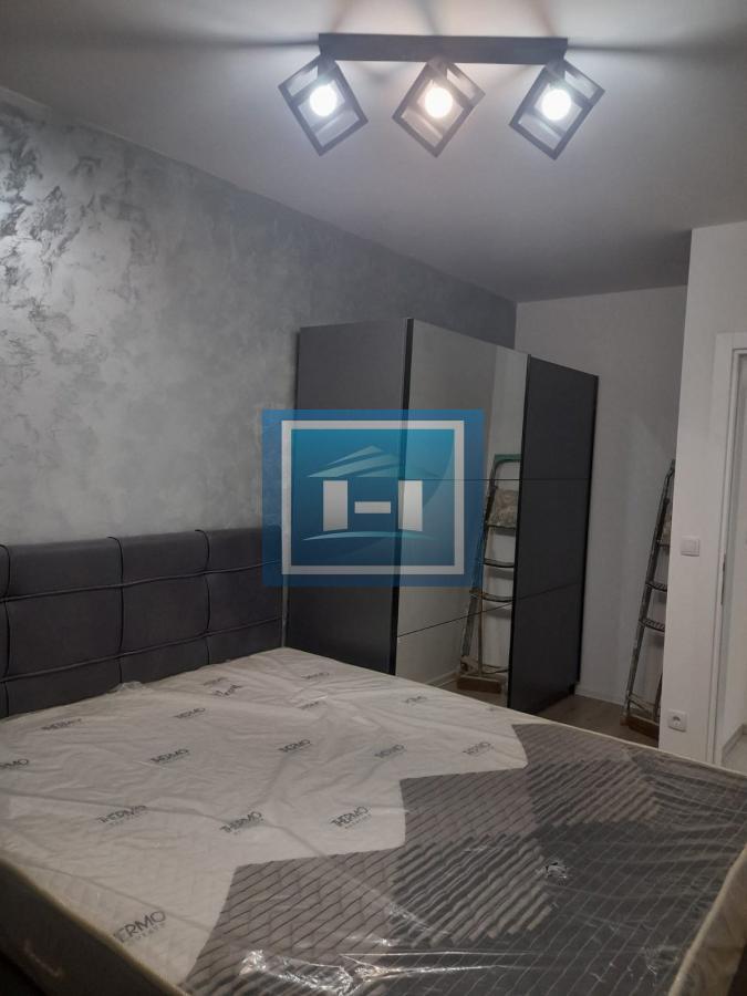 Prelep moderno opremljen jednosoban stan 45 m² – potpuno namešten, odmah useljiv