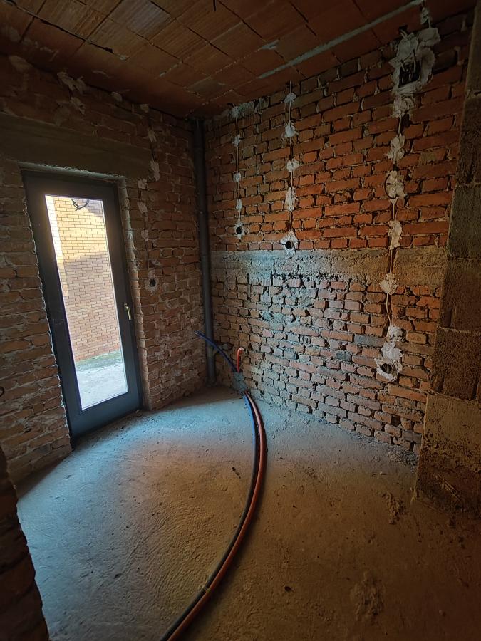 Kuća od 450m2 na atraktivnoj lokaciji u gradu