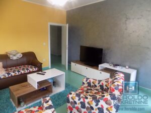 Na prodaju poslovno-stambeni objekat na odličnoj lokaciji