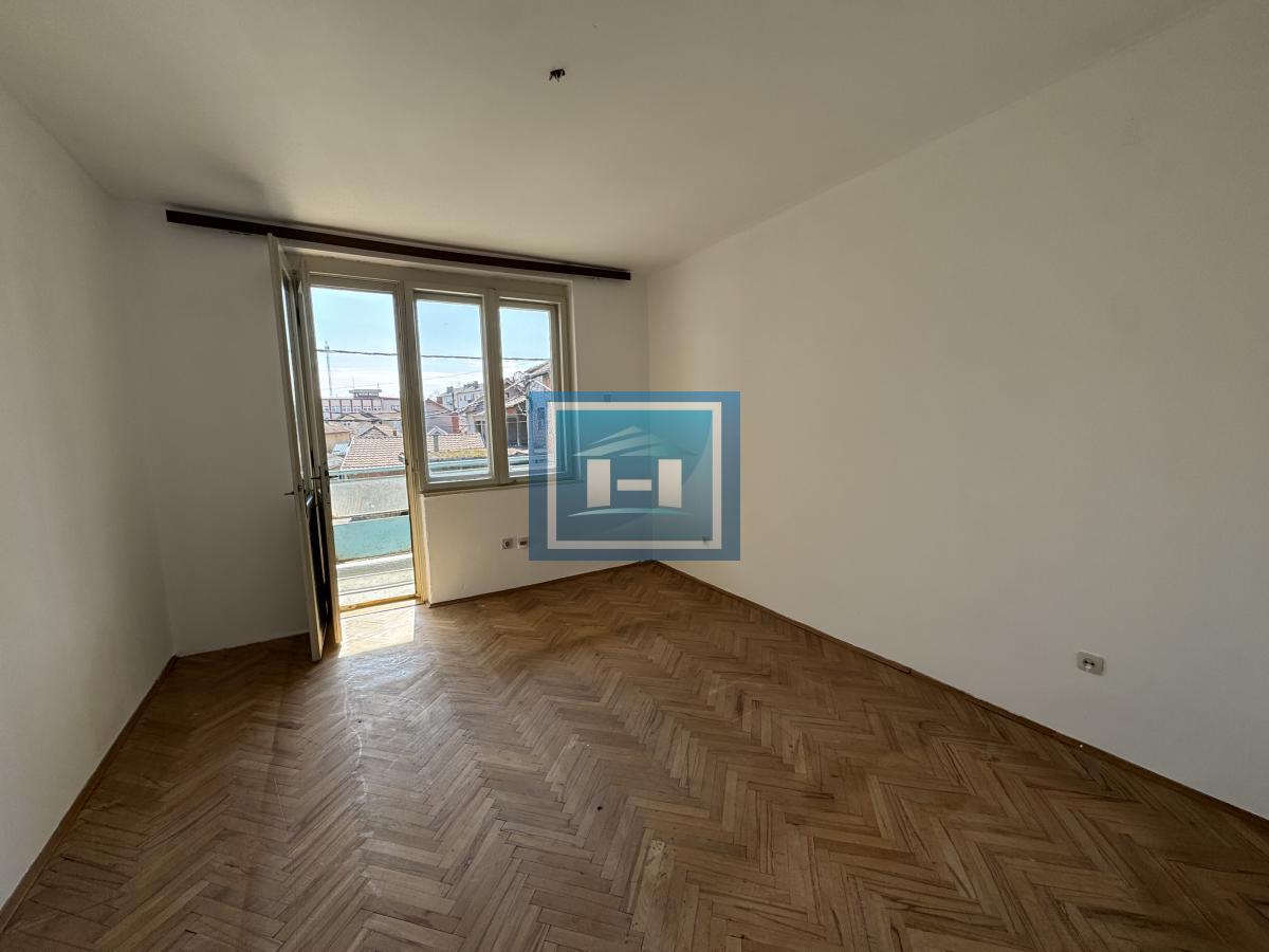 Komforan salonac u centru grada