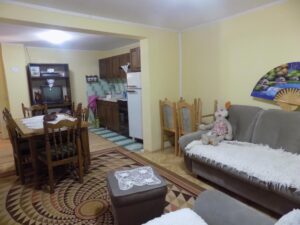 3 kuće u dvoruštu/Kružni tok