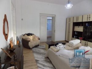 Veliki stan sa velikim potencijalom!