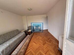 Dvosoban stan 2. sprat, Kajsijar, postoji mogućnost kupovine na kredit