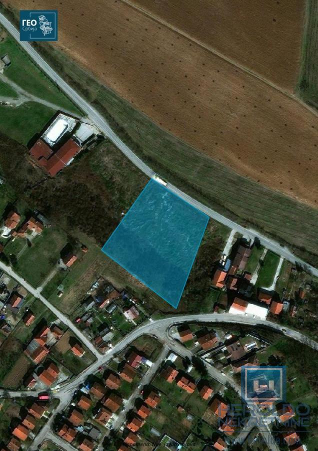 Građevinska parcela – 70 ari – odlična lokacija