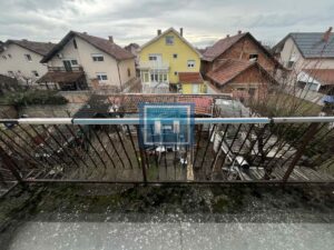 Velika kuća 200m² na mirnoj lokaciji – idealna za veću porodicu