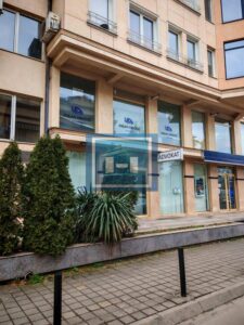 Prodaja poslovnog prostora u centru