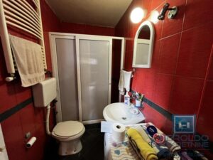 Kuća u širem centru na prodaju