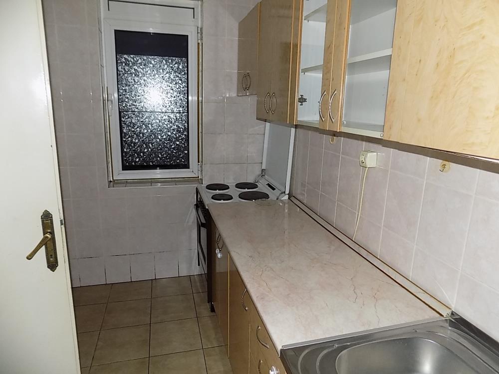 Dvosoban renoviran stan za prodaju