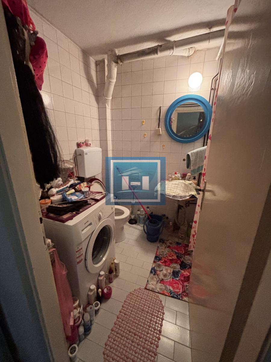 Kuća za više članova ili dve porodice u gradu