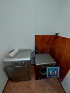 Useljiv dvosoban stan, Vašarište