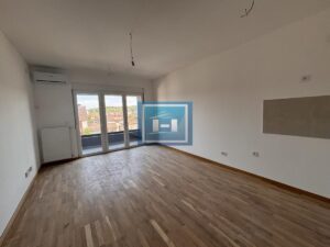 Jednosoban stan u centru Jagodine, 30,64 m², 6/9 sprat
