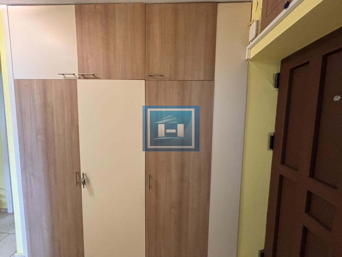 Trosoban stan u centru Jagodine – može kupovina preko kredita !!!