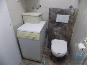 Izdaje se dvosoban potpuno sredjen stan