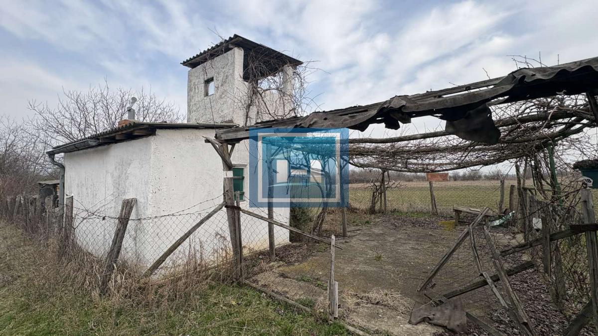 Vikendica na odličnoj lokaciji – samo 2 km od centra Jagodine