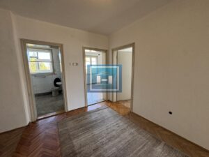 Komforan salonac u centru grada