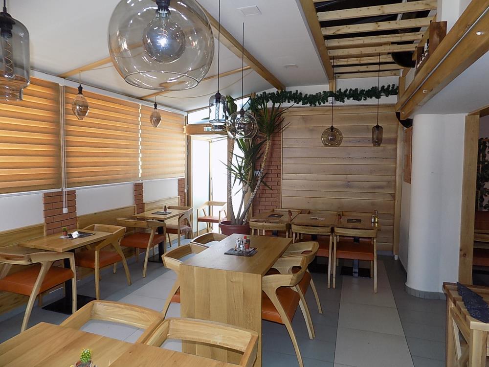 Lokal kod srednjih škola-pod zakupom oba lokala